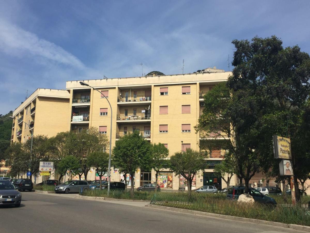 Ferienwohnung A Casa Di Carolina Cassino Exterior foto